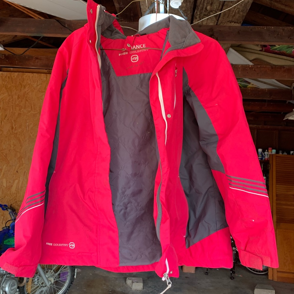 Large Free Country Women’s Coat